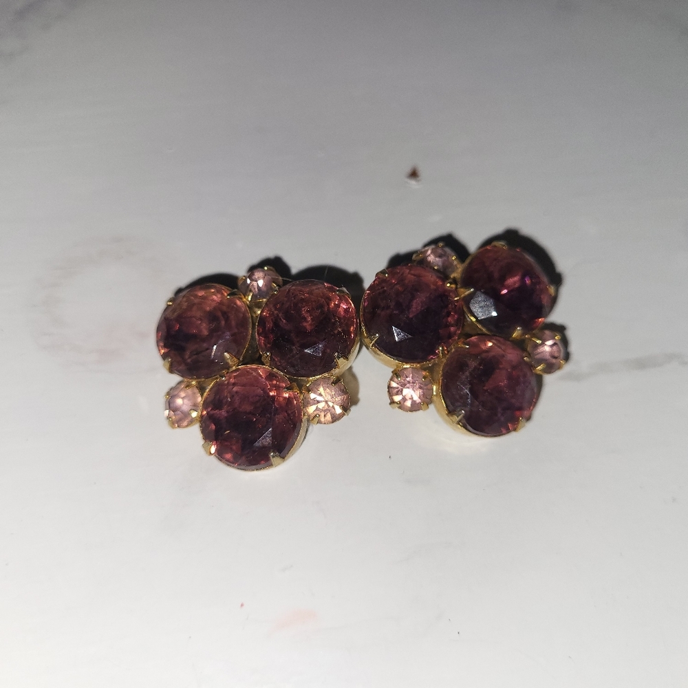 Clip on earrings